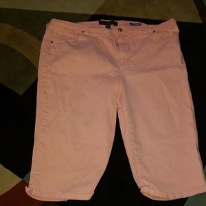 Peach capris